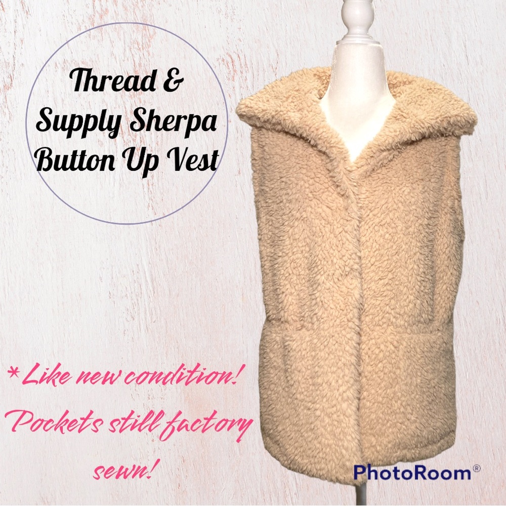 Thread & Supply Women’s Collared Sherpa Button Up Vest in Tan Size M